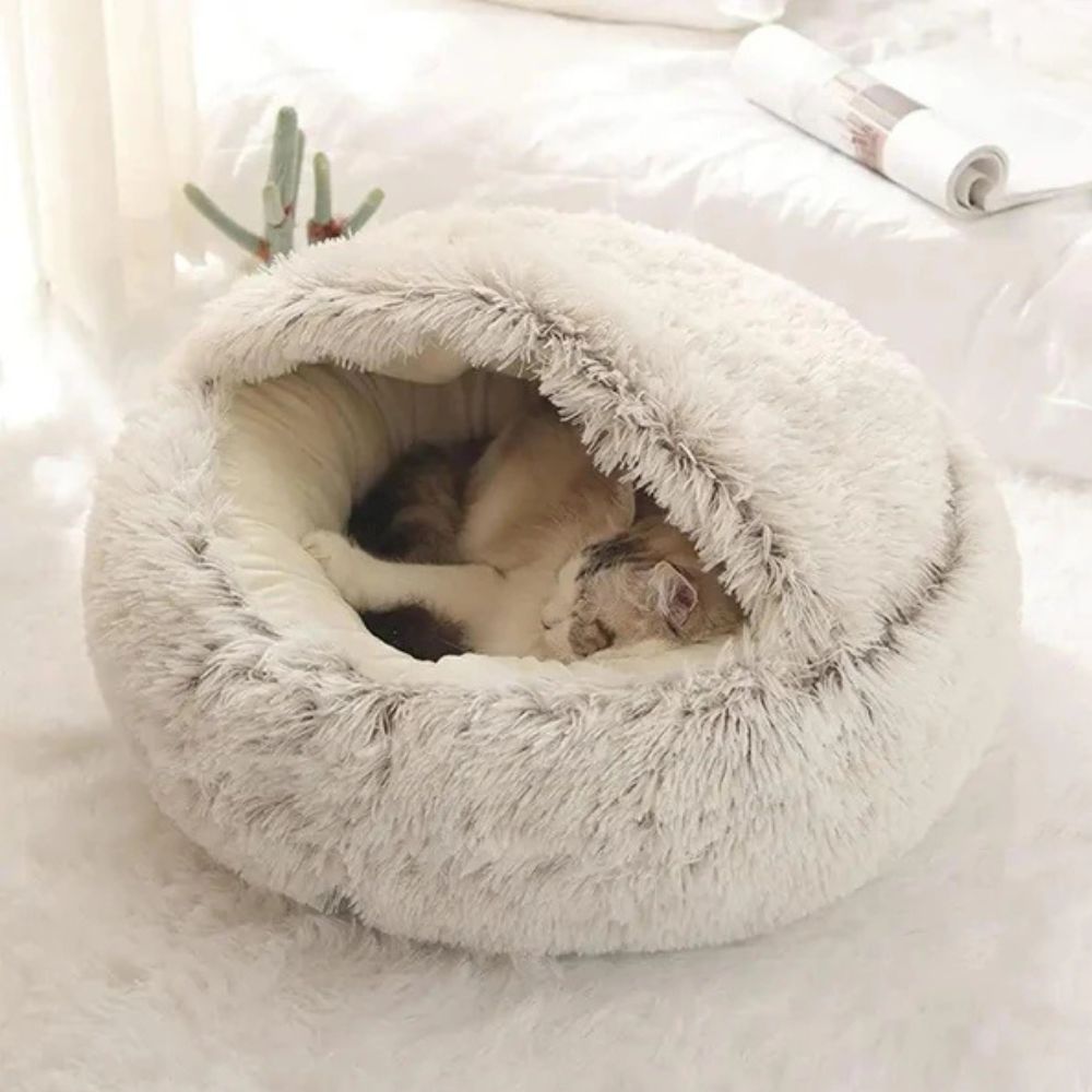Catvera Hooded Faux Fur Pet Bed