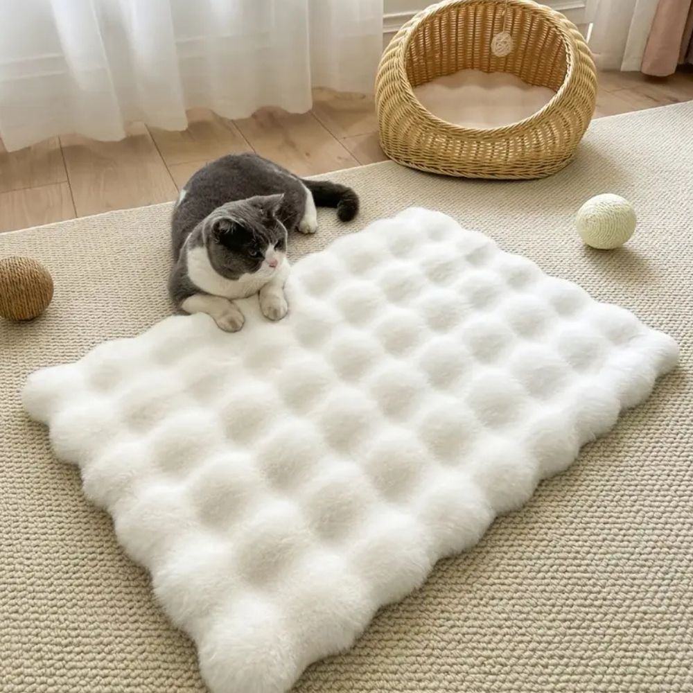 Catvera Faux Fur Pet Mat