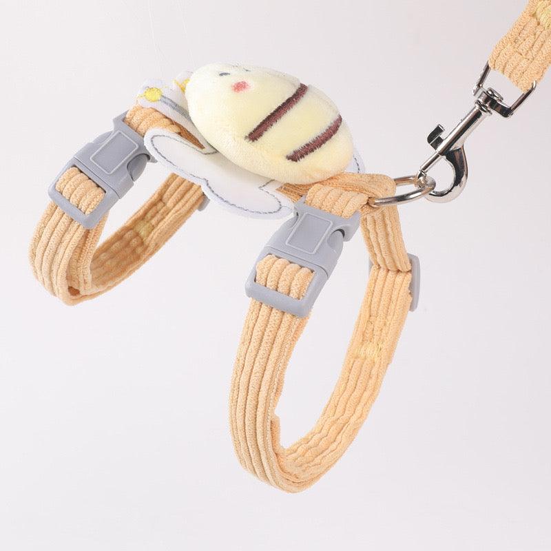 Catvera Bee Harness Leash Set - Image 3|||PROMPT|||Original clean product image