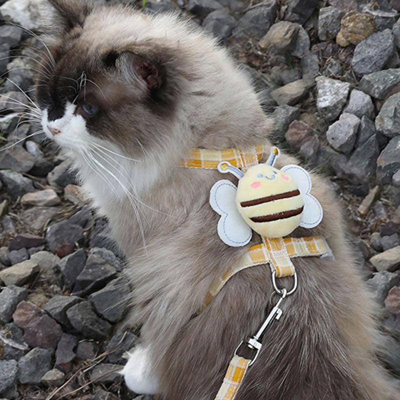 Catvera Bee Harness Leash Set - Image 9|||PROMPT|||Original clean product image