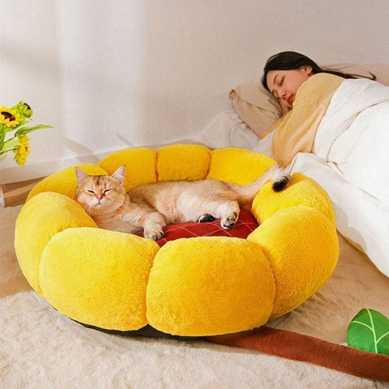 Catvera Cactus Fluffy Warm Cat Bed - Image 13|||PROMPT|||Original clean product image