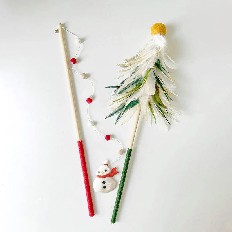 Catvera Christmas Holiday Feather Teaser Wand - Image 3|||PROMPT|||Original clean product image