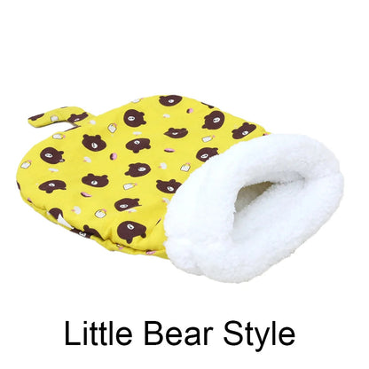 Catvera Cozy Tunnel Sleeping Bag - Image 8|||PROMPT|||Original clean product image