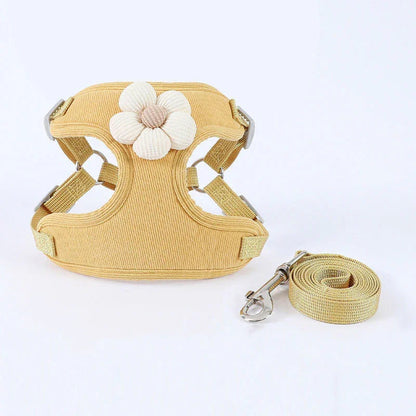Catvera Floral Cat Harness Leash Set - Image 9|||PROMPT|||Original clean product image