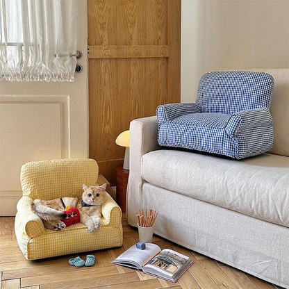 Catvera Miniature Armchair Cat Sofa Bed - Image 14|||PROMPT|||Cleaned image. Original analysis: Found 1 brand name visible on the yellow gingham pet chair fabric