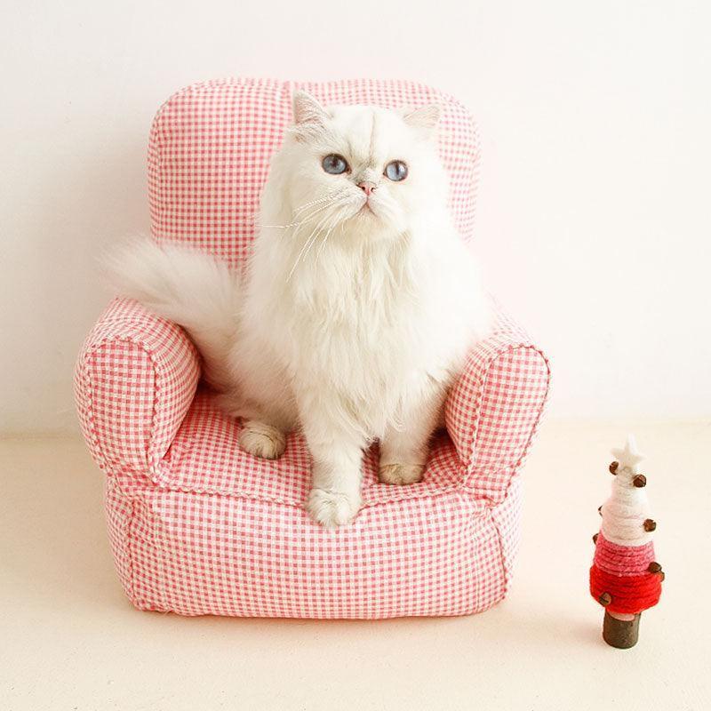 Catvera Miniature Armchair Cat Sofa Bed - Image 4|||PROMPT|||Original clean product image