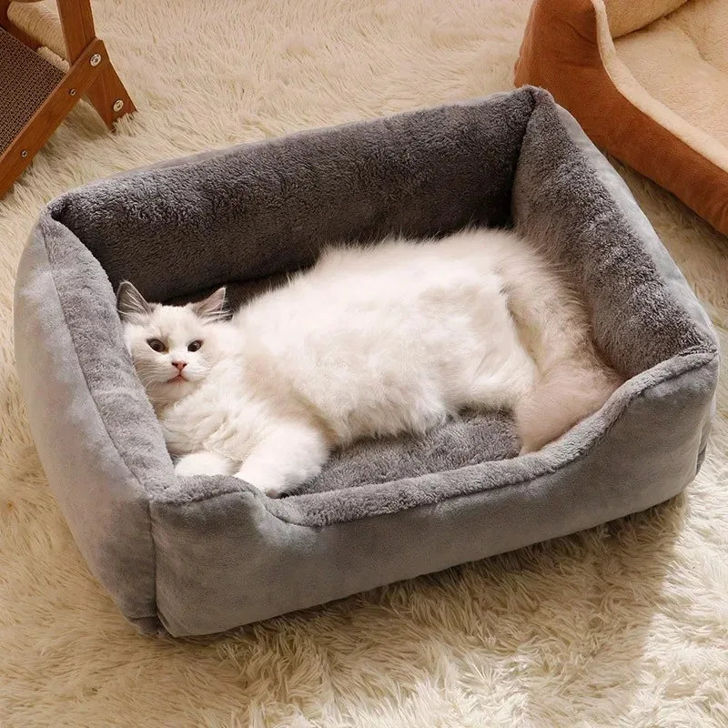 Catvera Plush Pet Bed - Image 2|||PROMPT|||Original clean product image