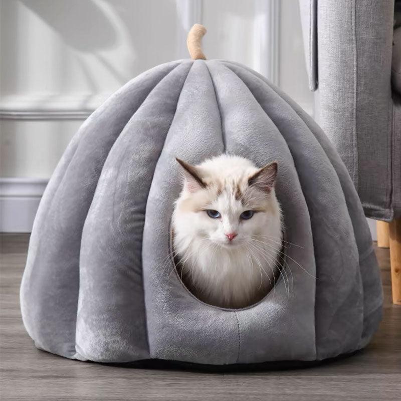 Catvera Pumpkin Cat Cave Bed - Image 3|||PROMPT|||Original clean product image