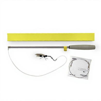 Catvera Retractable 180cm Cat Teaser - Image 3|||PROMPT|||Cleaned image. Original analysis: Found multiple brand names and logos: 'Hunting-master' text and logo on the yellow box/header, 'MOBAL' text on the instruction packet, and Japanese characters/branding on packaging and product labels