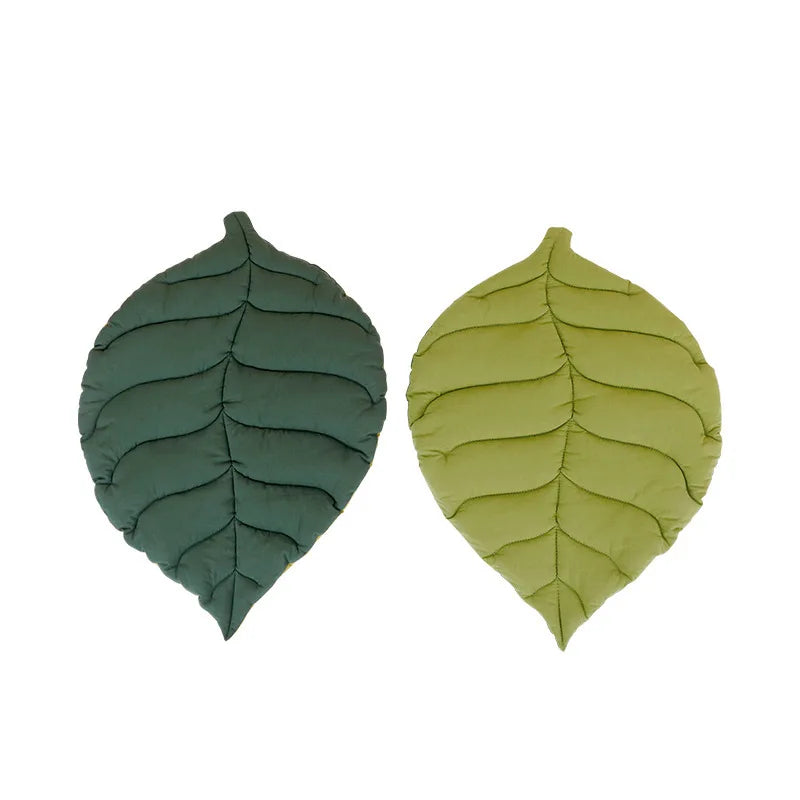 Catvera Reversible Leaf Pet Cushion - Image 7|||PROMPT|||Original clean product image