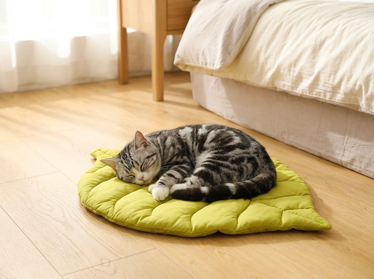 Catvera Reversible Leaf Pet Cushion - Nature-Inspired Comfort