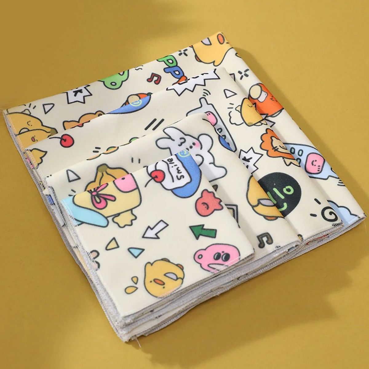 Catvera Self-Adherent Cat Grooming Wrap - Image 4|||PROMPT|||Original clean product image