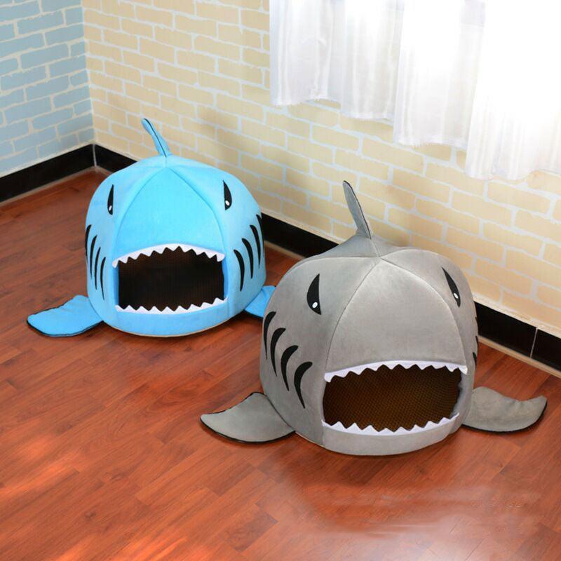 Catvera Shark Cave Cat Bed - Image 12|||PROMPT|||Original clean product image