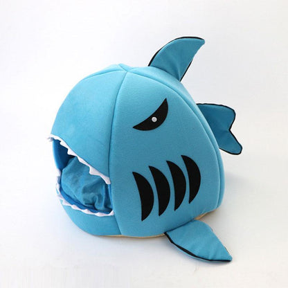 Catvera Shark Cave Cat Bed - Image 5|||PROMPT|||Original clean product image