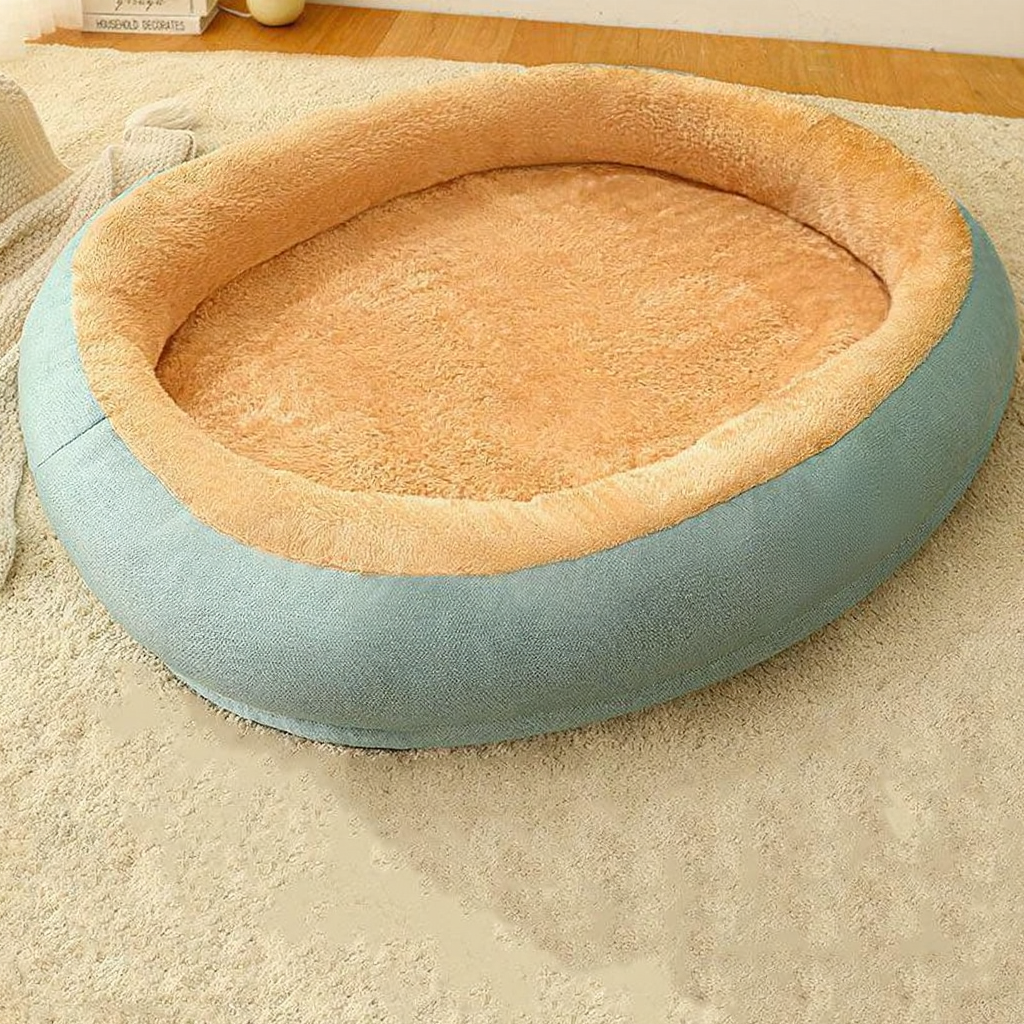 Catvera Waterproof Lambskin Cat Bed - Image 11|||PROMPT|||Cleaned image. Original analysis: Found 1 brand label/tag on the pet bed - a brown rectangular label with brand name visible on the lower right side of the bed's exterior