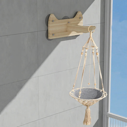 Catvera Window Suction Cat Climbing Shelves - Image 11|||PROMPT|||Cleaned image. Original analysis: found Chinese characters text overlay on the left side of the image