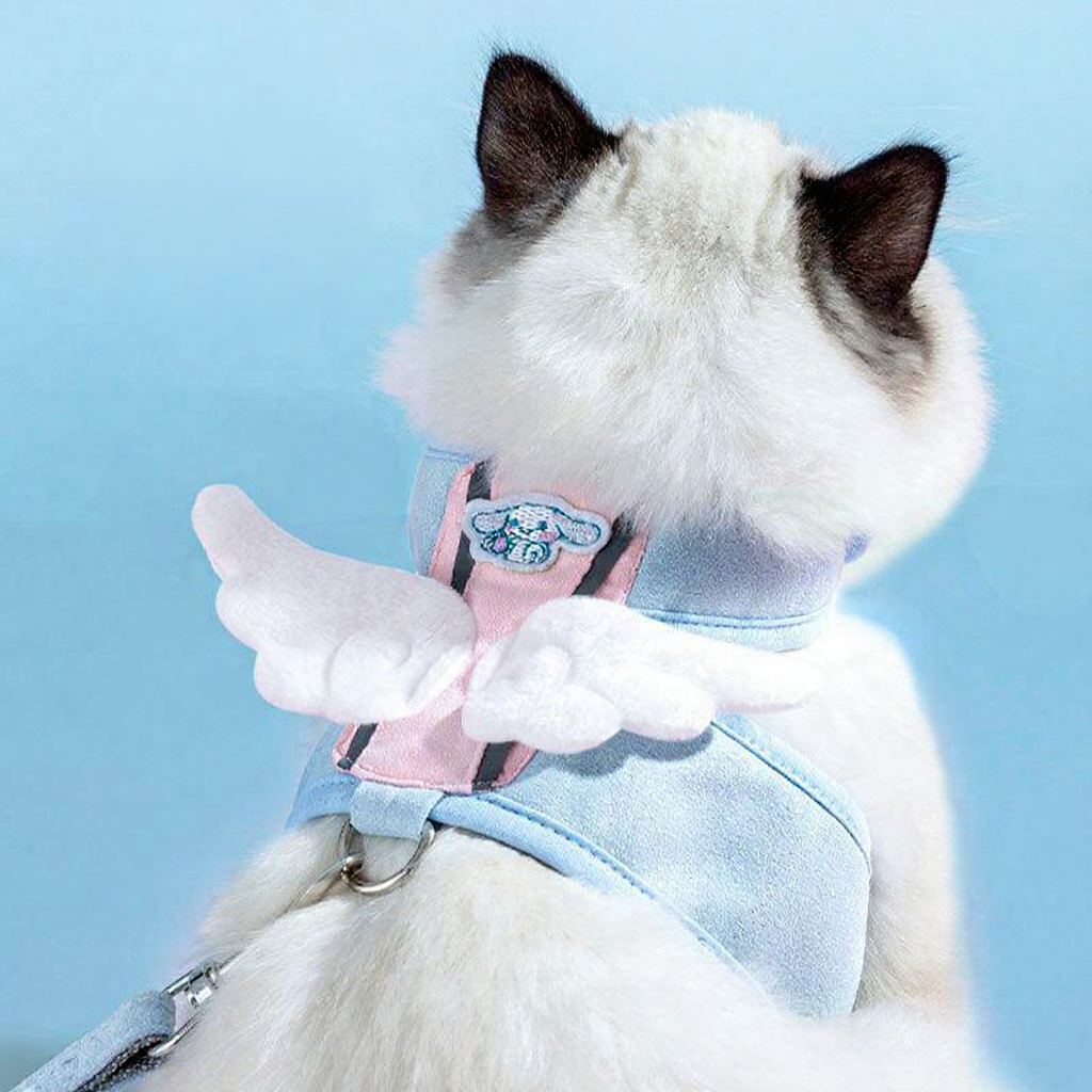 Catvera Winged Cat Harness Leash Set - Image 3|||PROMPT|||Cleaned image. Original analysis: found 1 repeating watermark pattern across the image