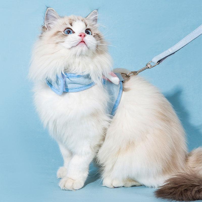 Catvera Winged Cat Harness Leash Set - Image 4|||PROMPT|||Original clean product image